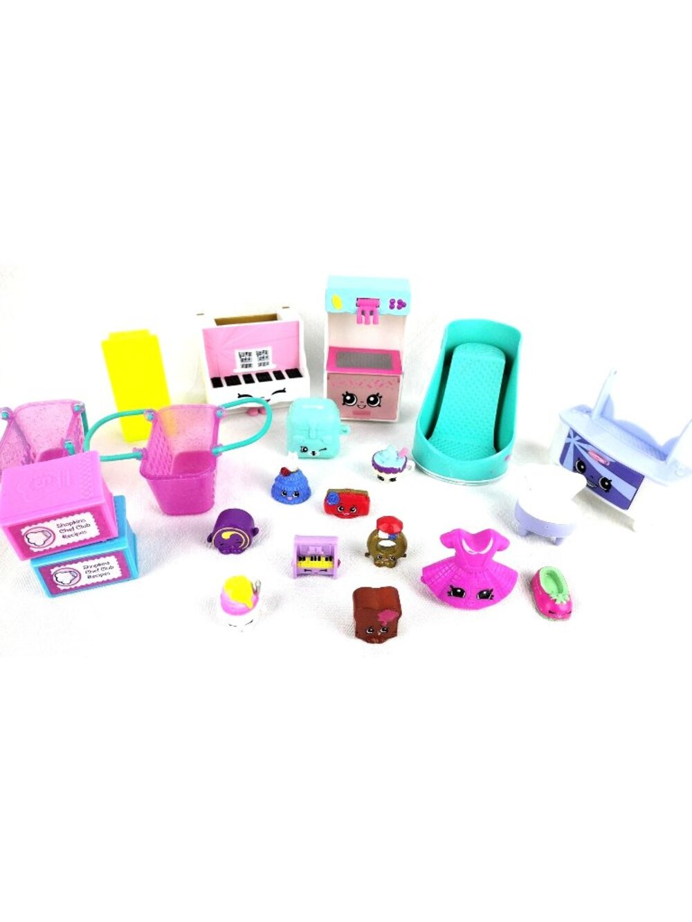 Shopkins Happy Places Petkins Furniture Accessories Mixed Lot Replacement Toys